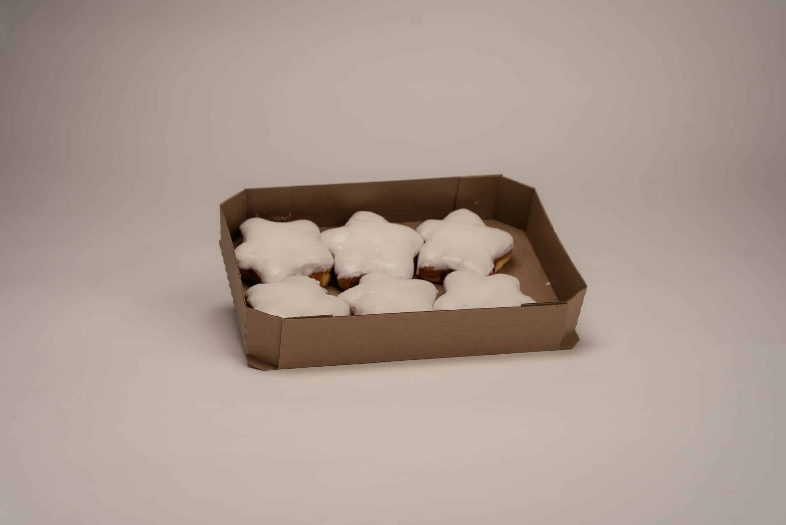 Vanilla Iced Raspberry Filled Yeast Star Tray