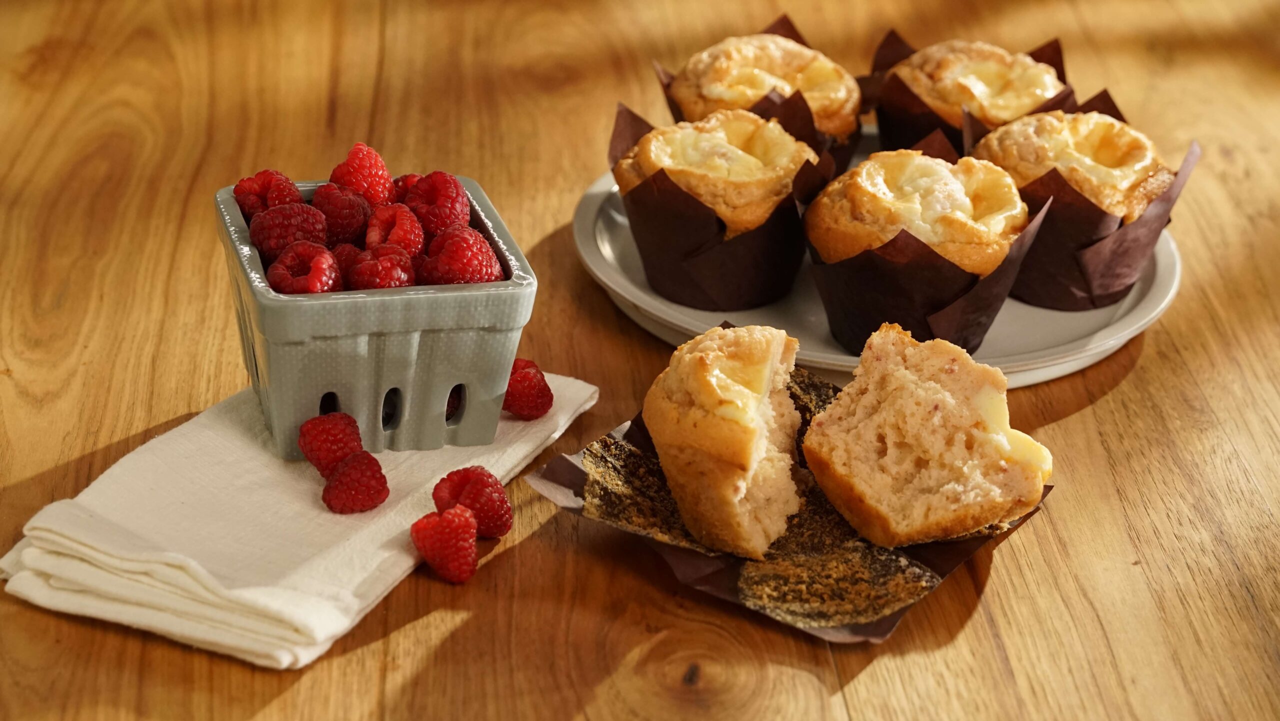 Raspberry Cheese Muffin