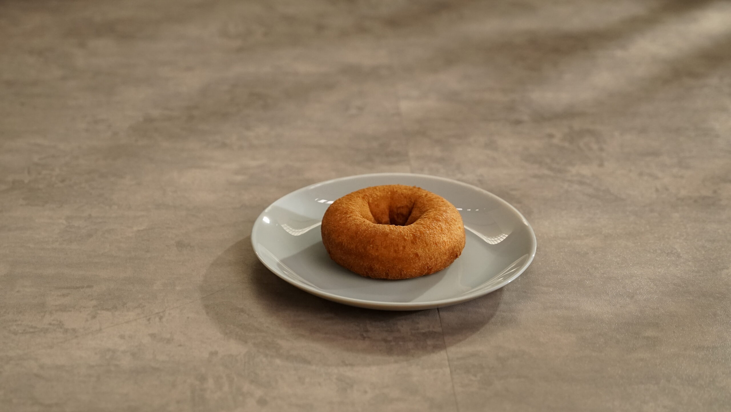Lifestyle shot of CAKE DONUT 3.0 OZ