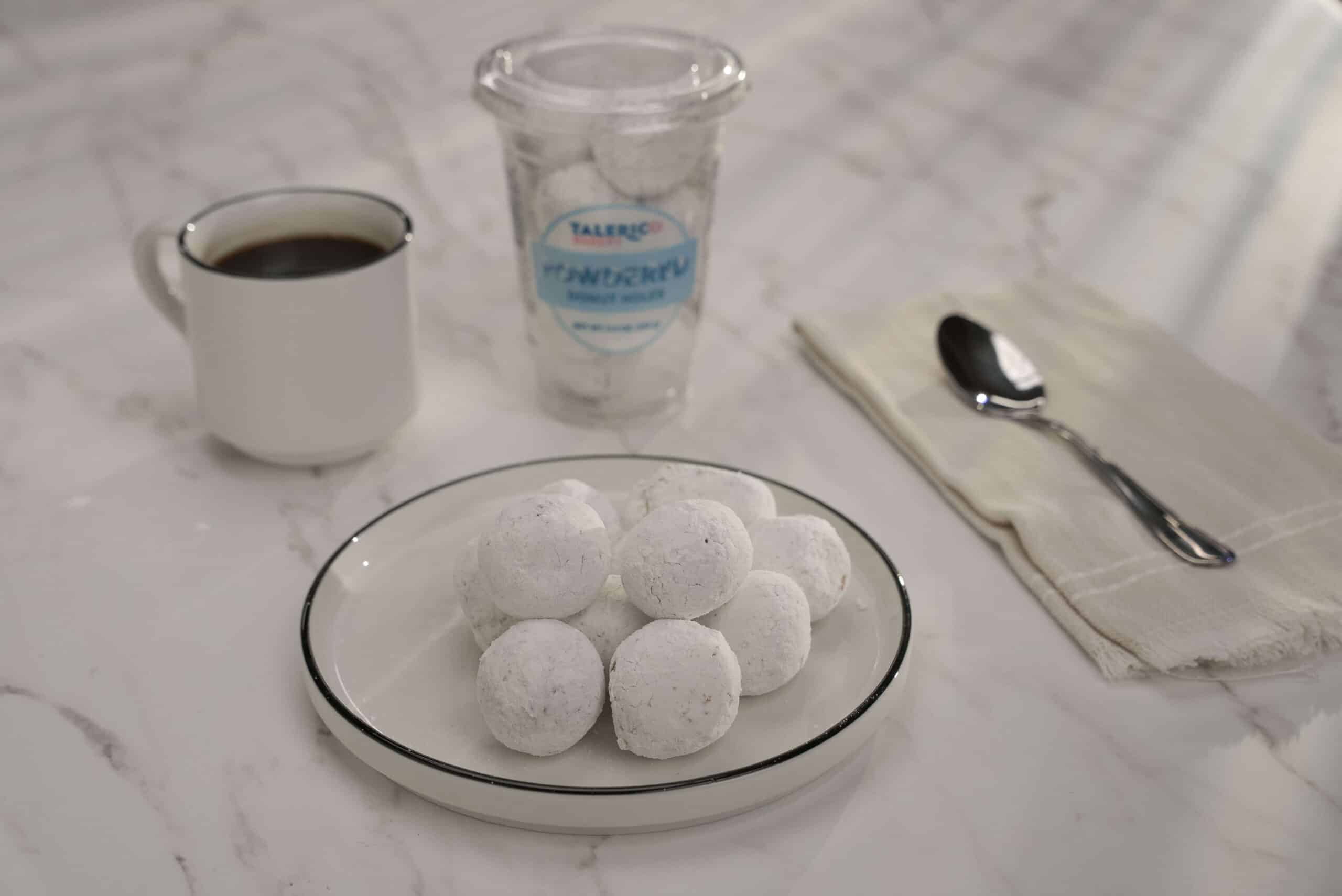 POWDERED DONUT HOLE CUP